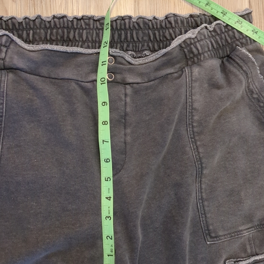 Women's Gray Cargo Pants - Picture 7 of 10